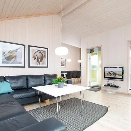 2 Surfer's E 8 Vakantiehuis